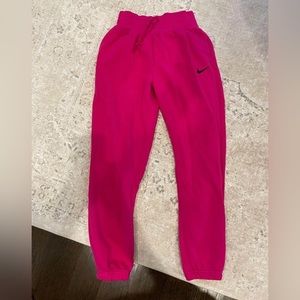 Nike Sportswear Women's Phoenix Fleece High-Waisted Oversized Sweatpants